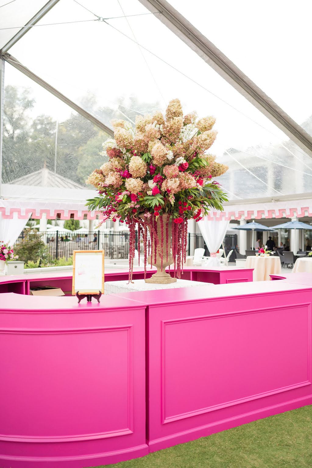 Hot-Pink-Wedding-Decor-20